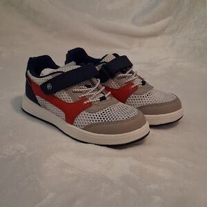 Brand New! Stride Rite Boy's M2p Harbor Sneakers Size: 12M